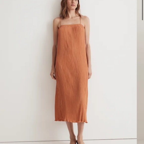 Madewell Dresses & Skirts - Madewell The Goldie Dress in Plissé Pleated Orange